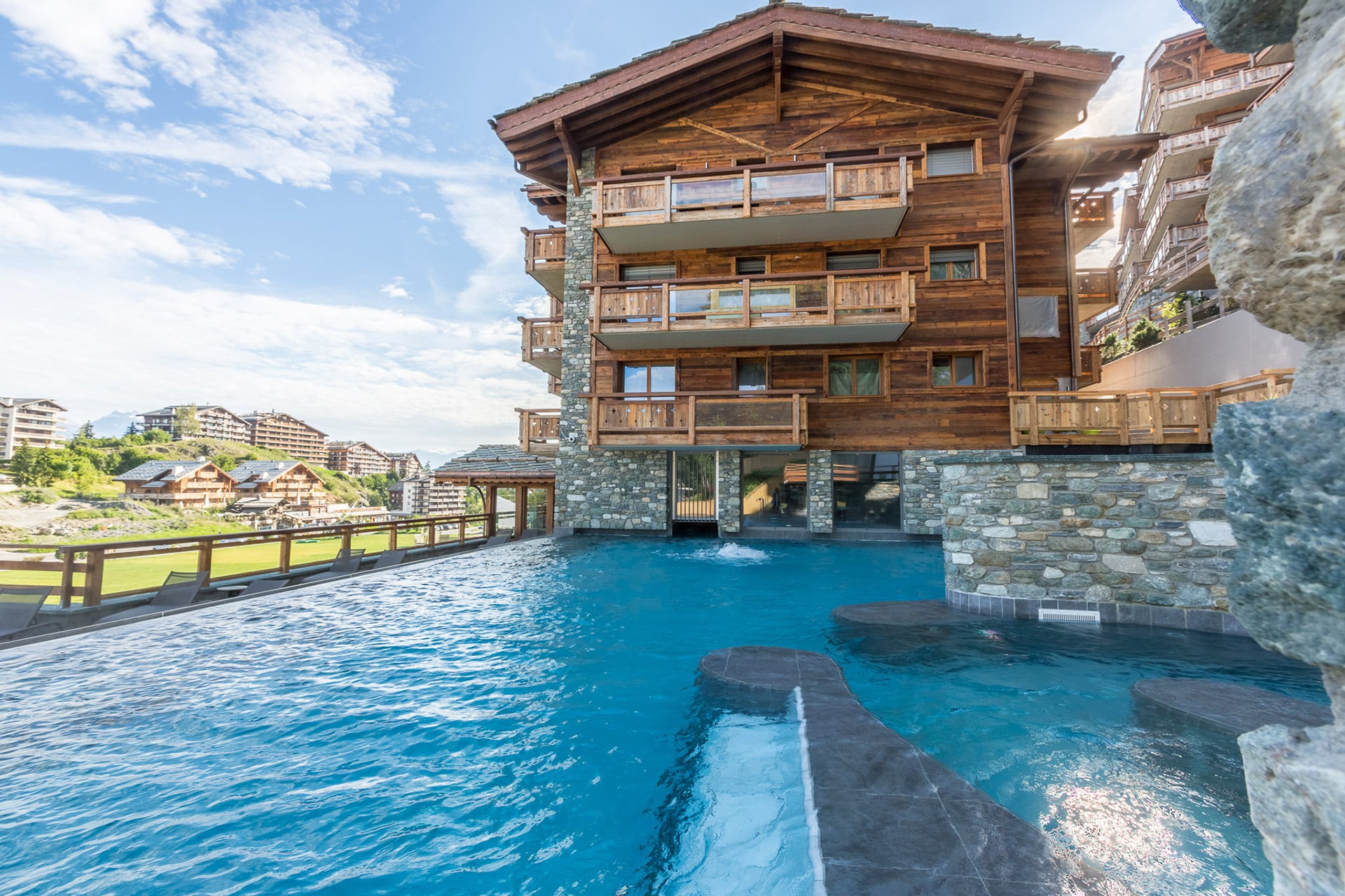 mjd architectes sa - architecture, design, projet, réalisation, haute-nendaz, valais, suisse, hôtel mer de glace